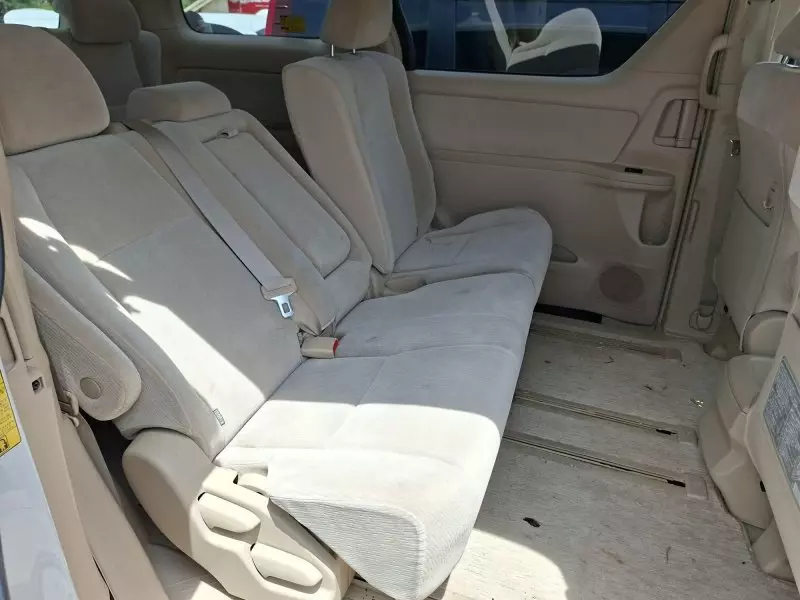 Toyota Alphard   - 2012