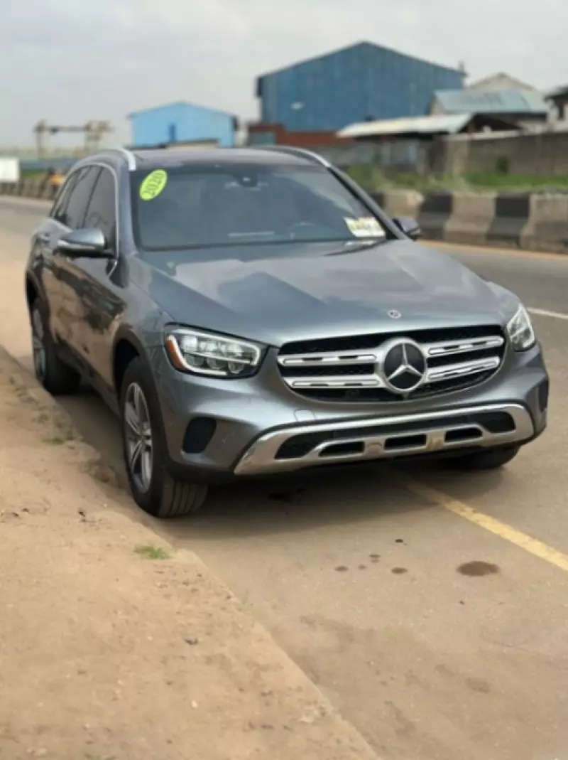 Mercedes-Benz GLC 300   - 2020