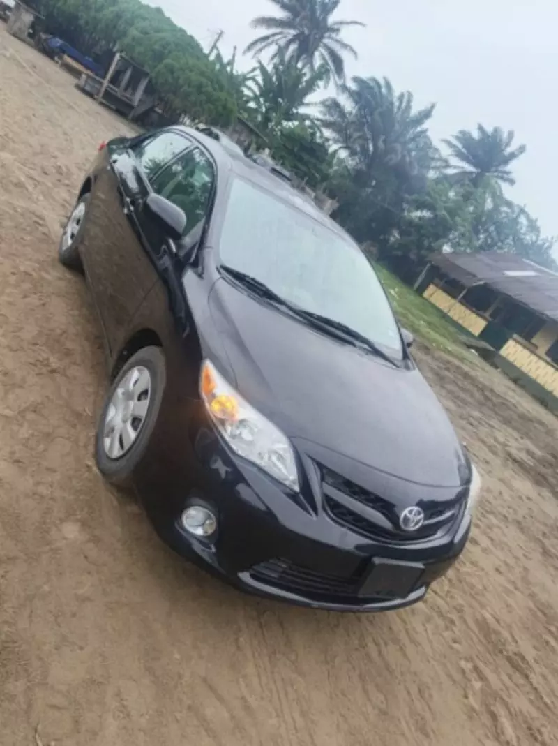 TOYOTA Corolla   - 2011