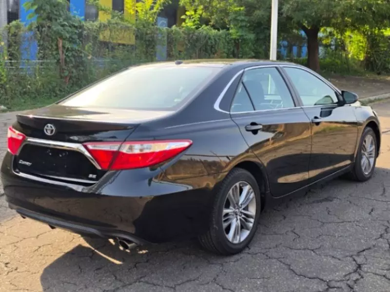 TOYOTA Camry   - 2017