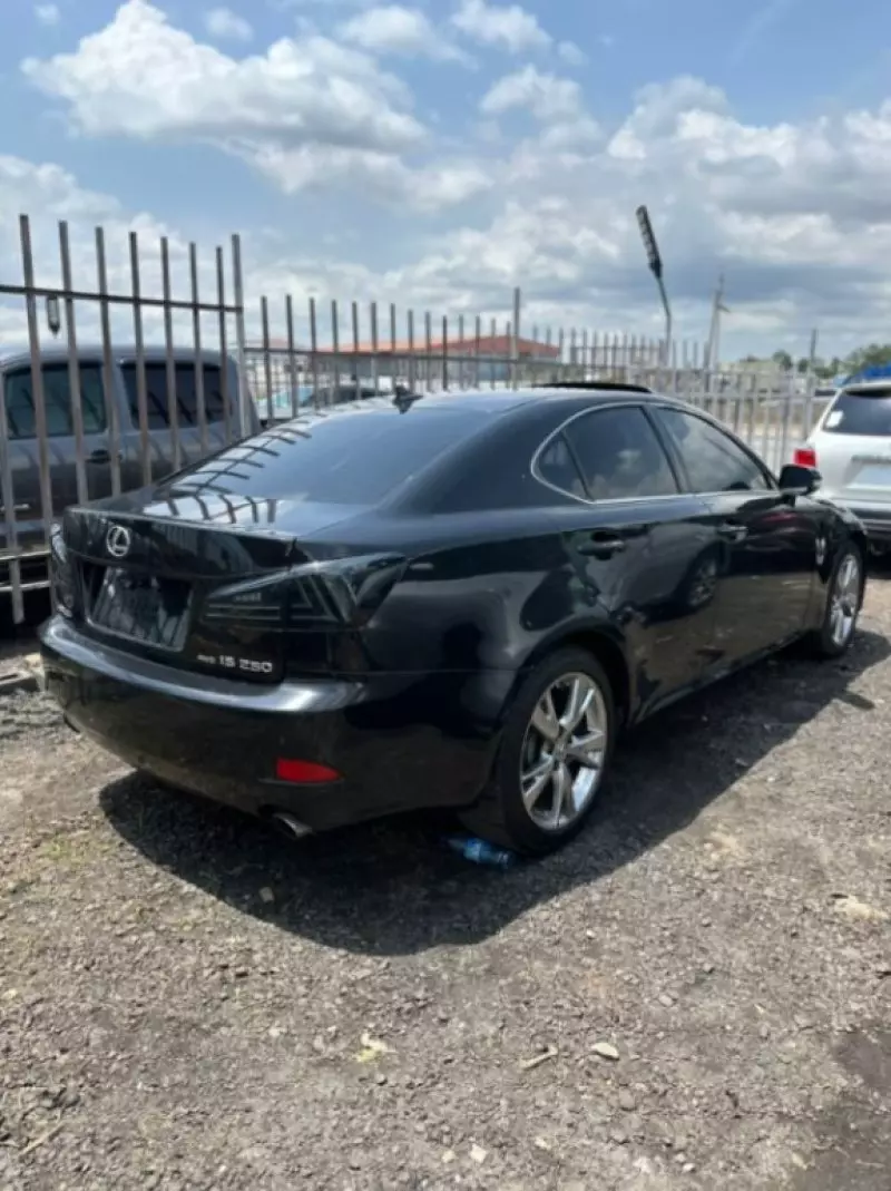 Lexus IS 250   - 2009