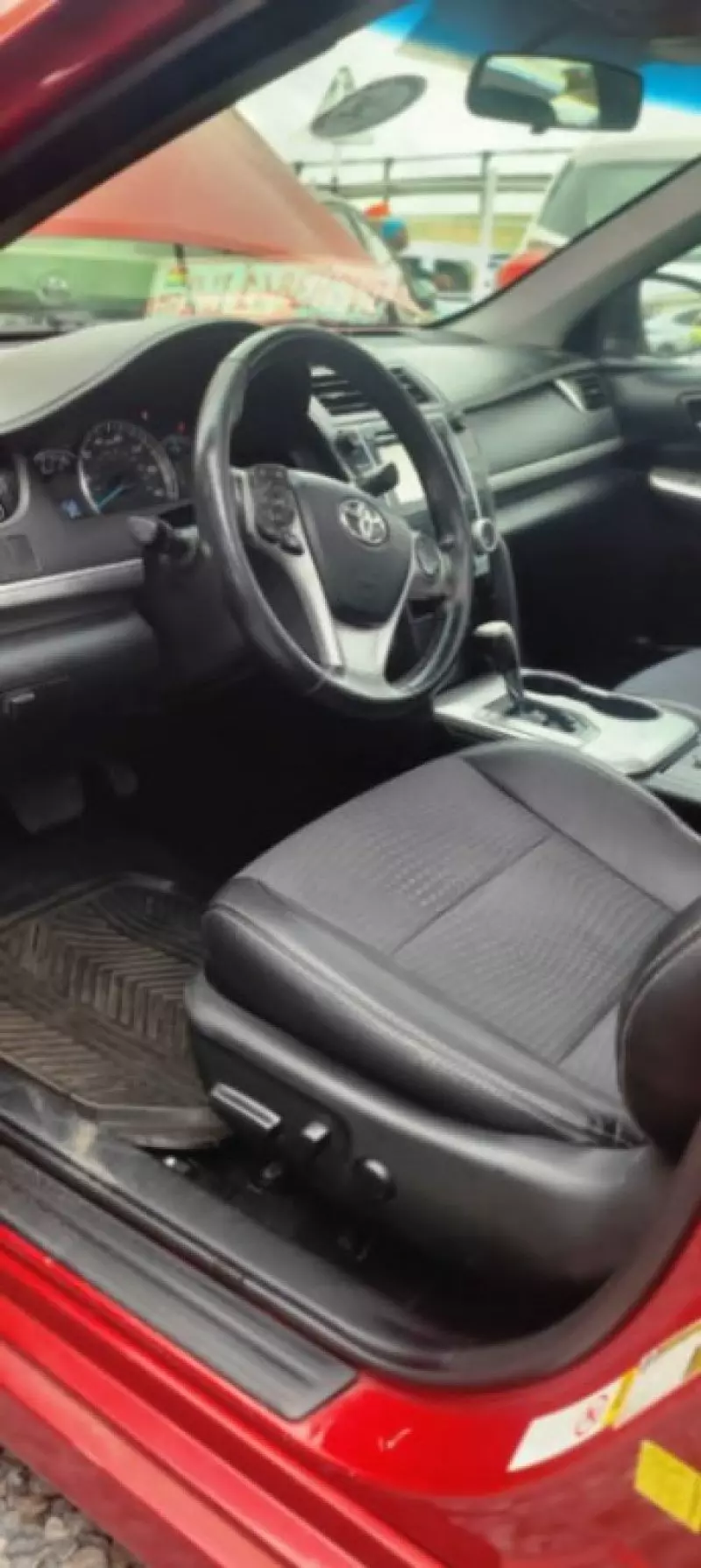 TOYOTA Camry - 2014