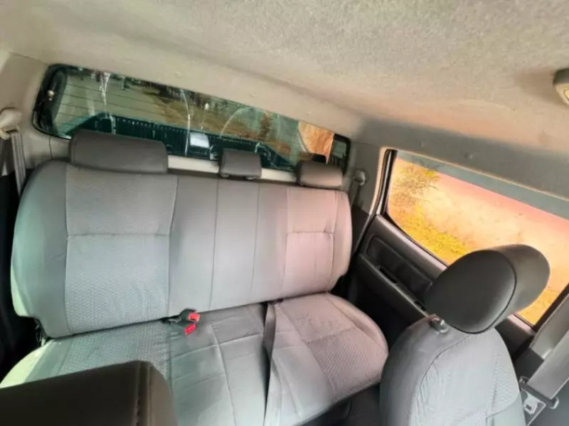 TOYOTA Hilux   - 2013