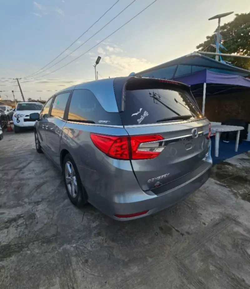 Honda Odyssey   - 2019
