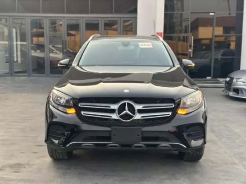 Mercedes-Benz GLC 300   - 2016