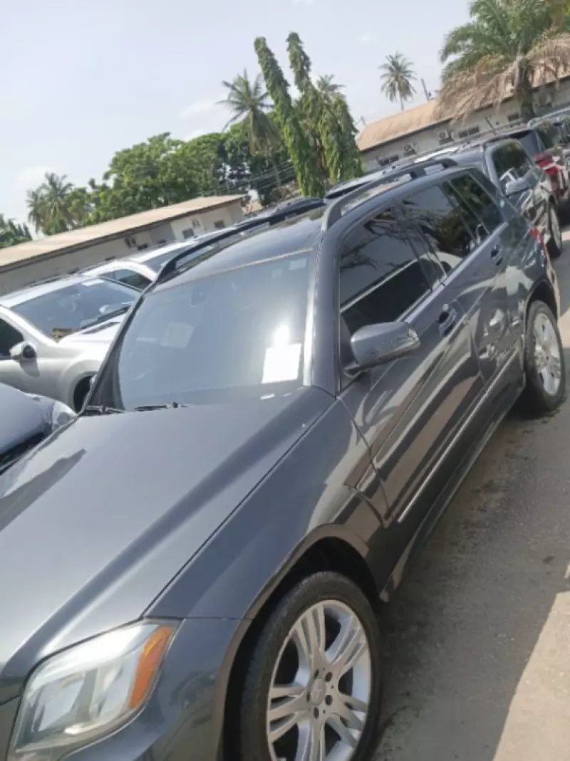 Mercedes-Benz GLK 350   - 2013