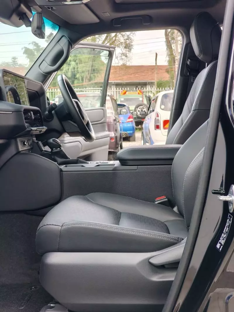 TOYOTA Land Cruiser - 2024