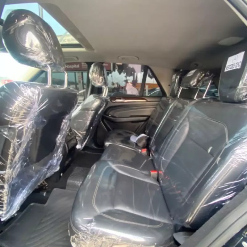 Mercedes-Benz Ml-class   - 2012