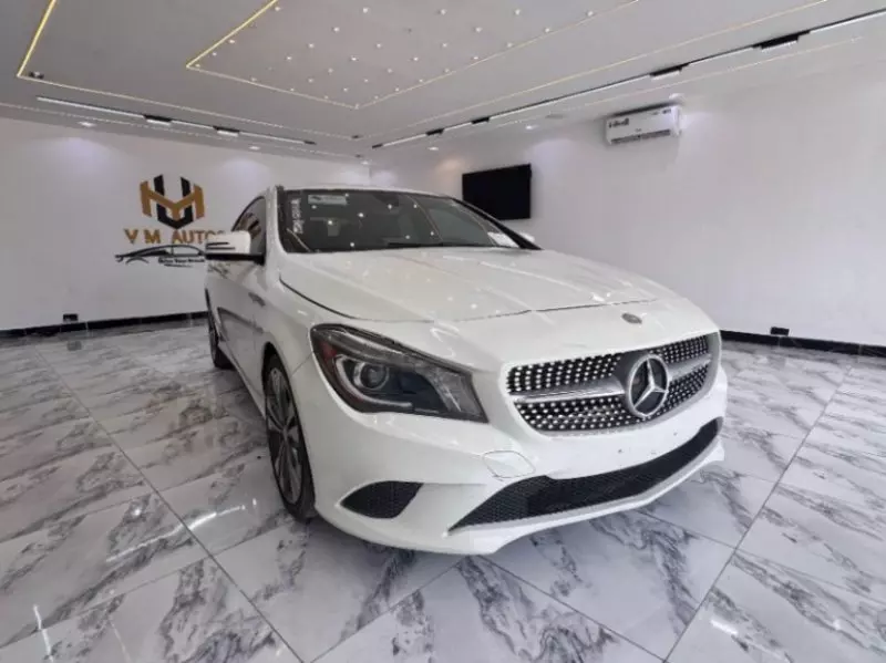 Mercedes-Benz CLA 250   - 2015