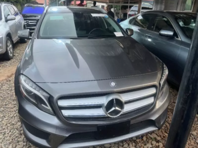 Mercedes-Benz GLA 250   - 2015
