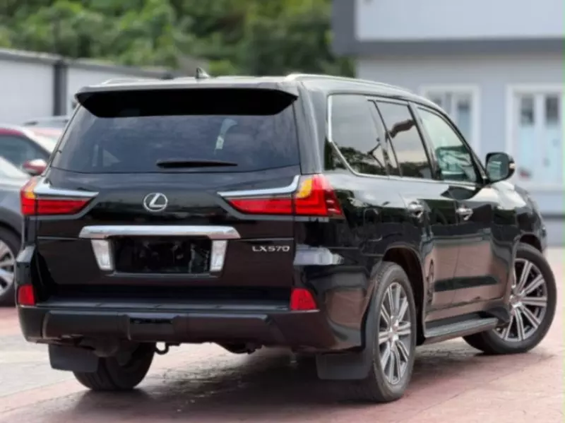 Lexus LX   - 2016