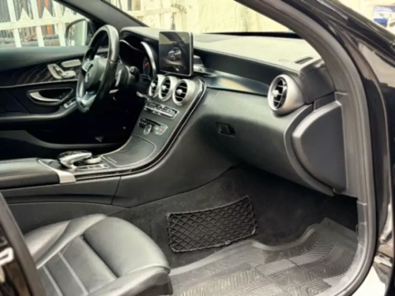Mercedes-Benz C-Class   - 2015