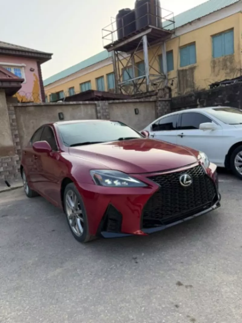 Lexus IS   - 2008
