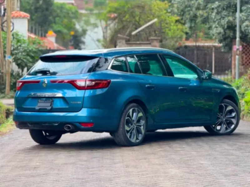 Renault Megane   - 2019