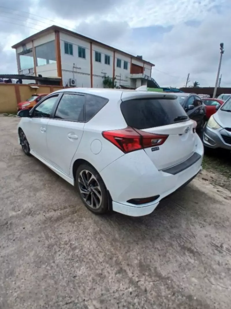 TOYOTA COROLLA iM   - 2017