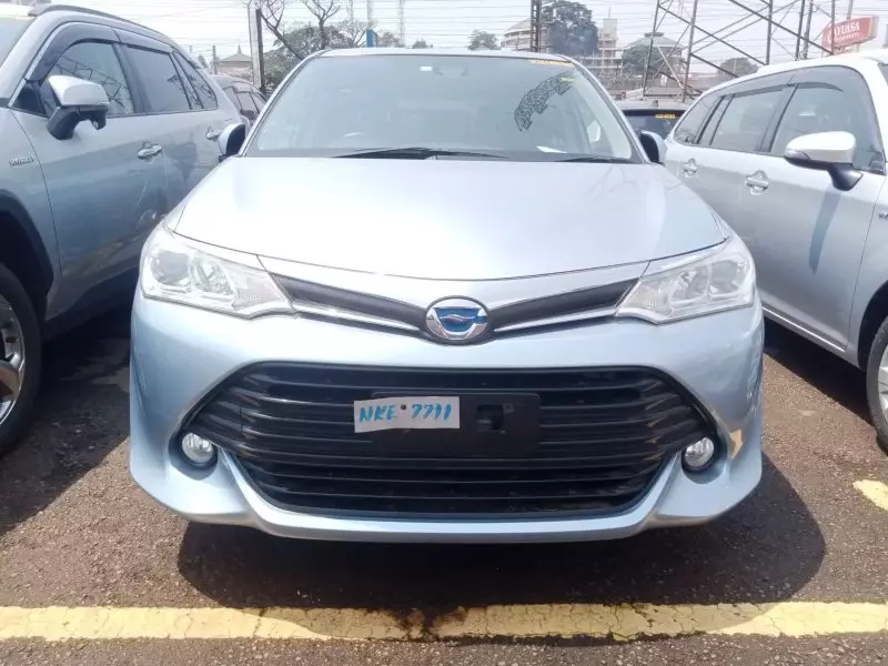 Toyota Fielder hybrid    - 2016