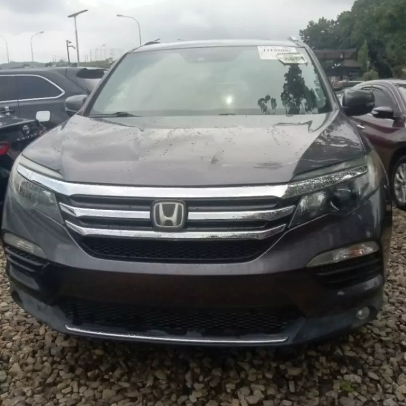 Honda Pilot   - 2018
