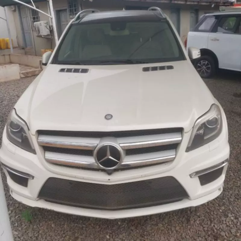 Mercedes-Benz GL 550   - 2024