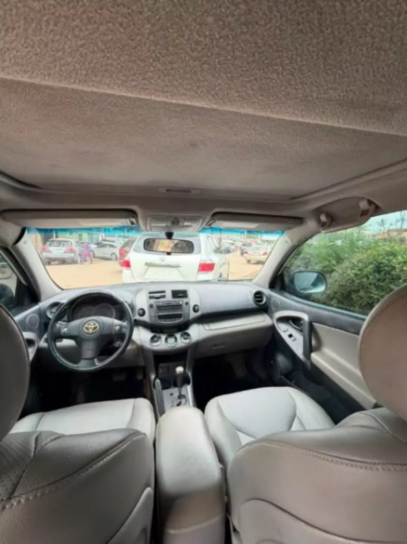 TOYOTA Rav4 - 2007
