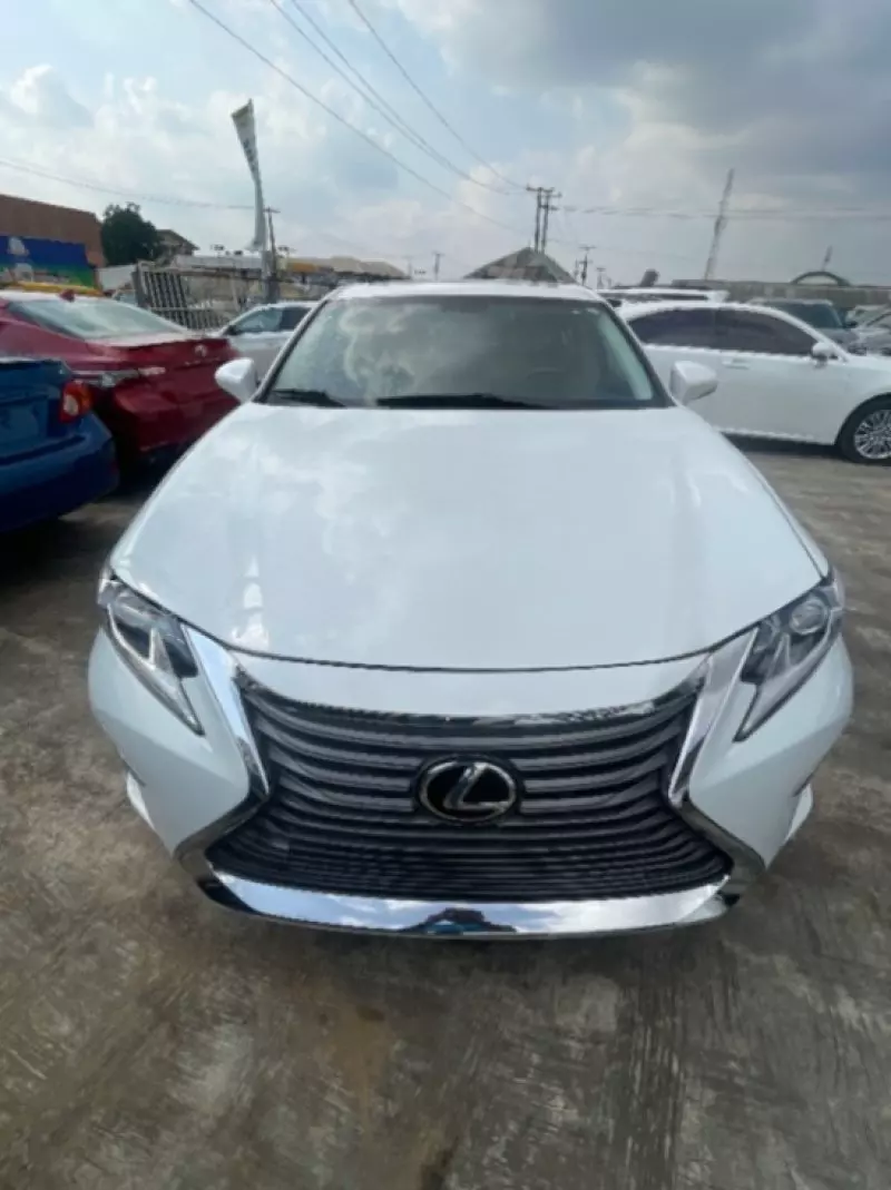 Lexus ES 350   - 2013