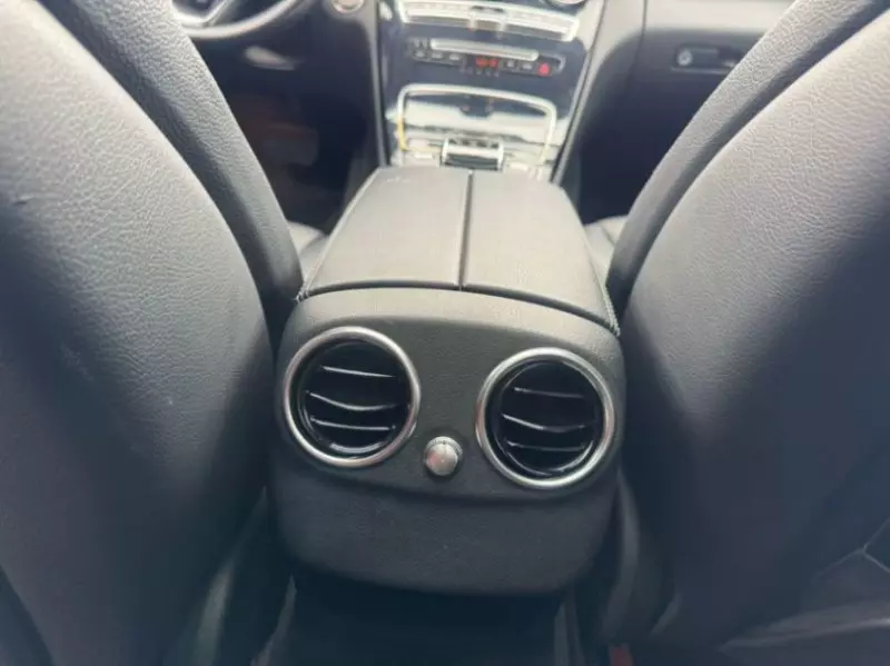 Mercedes-Benz C 300   - 2015