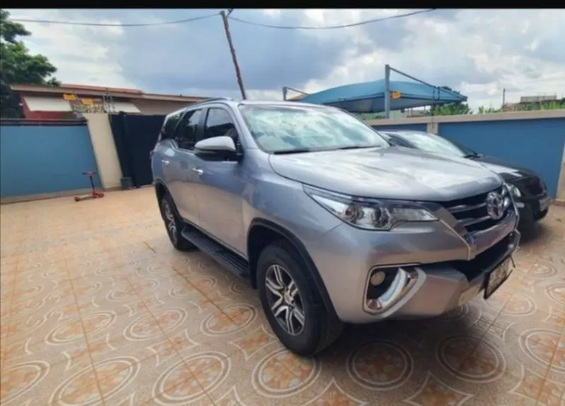 TOYOTA Fortuner   - 2017