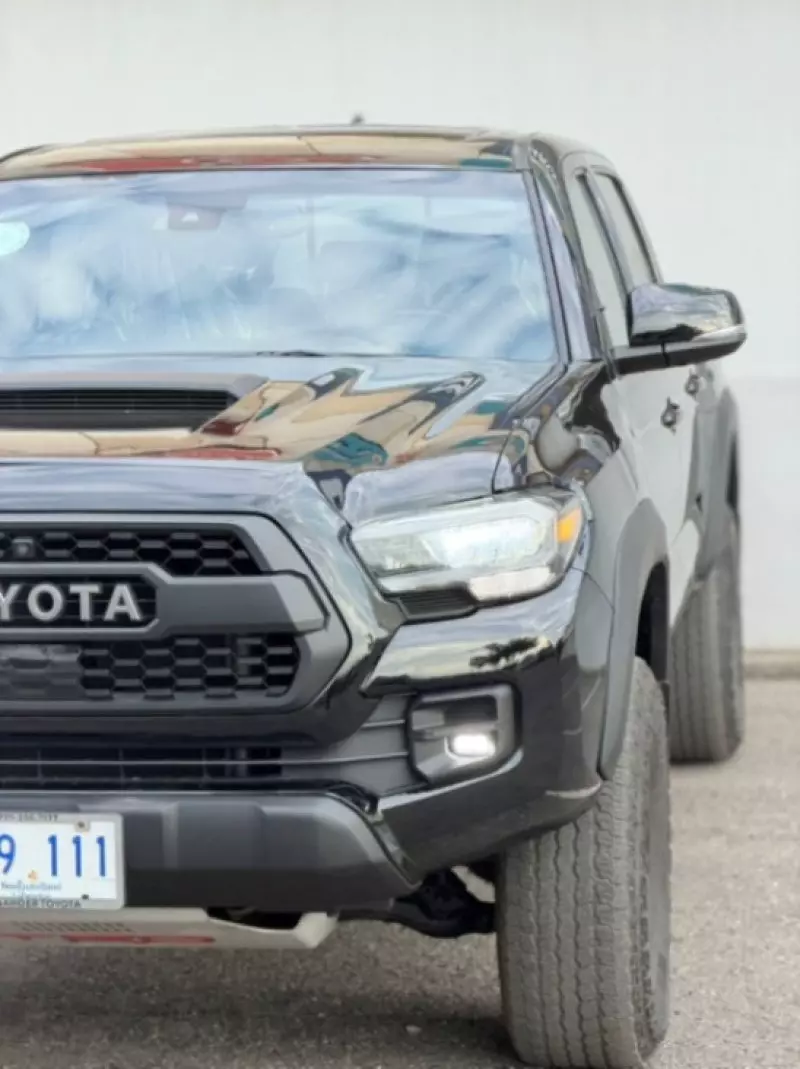 TOYOTA Tacoma   - 2020