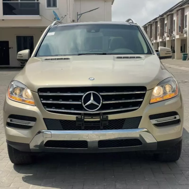Mercedes-Benz ML 350   - 2012