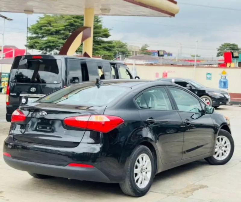 KIA Forte   - 2015