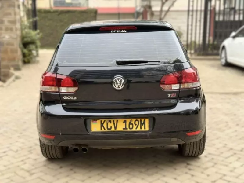 Volkswagen Golf - 2012