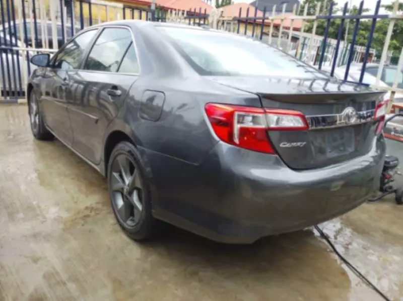 TOYOTA Camry   - 2014