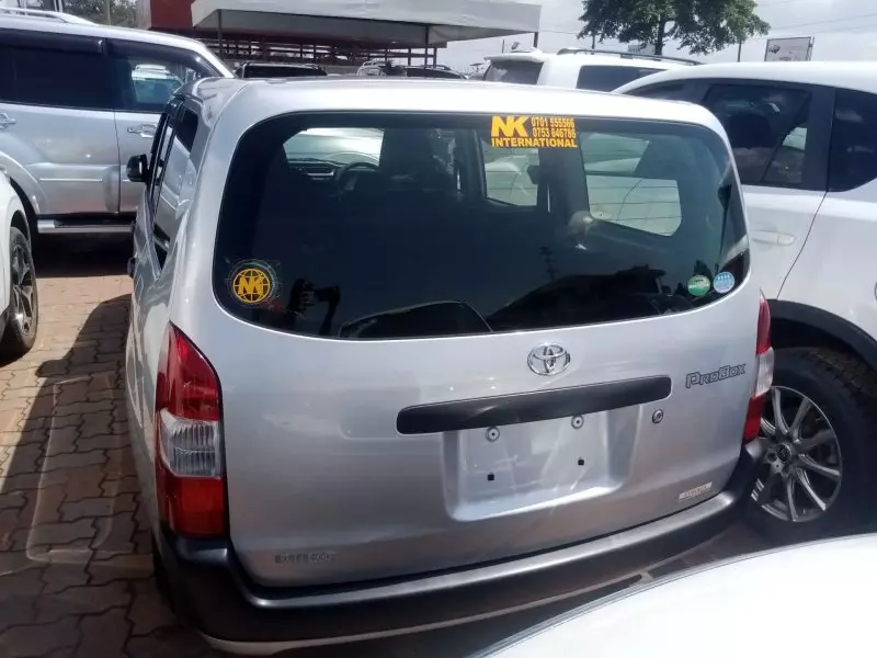 Toyota Probox    - 2017