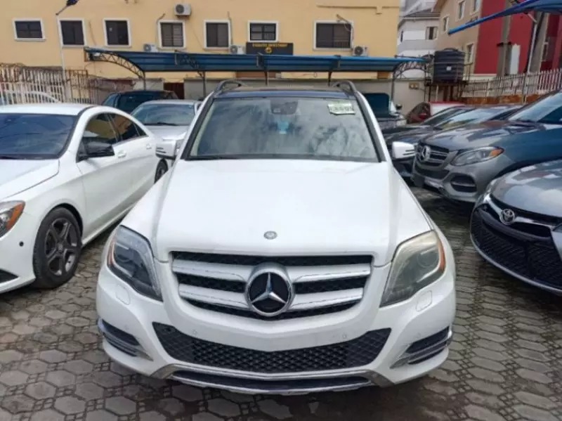 Mercedes-Benz GLK 350   - 2013