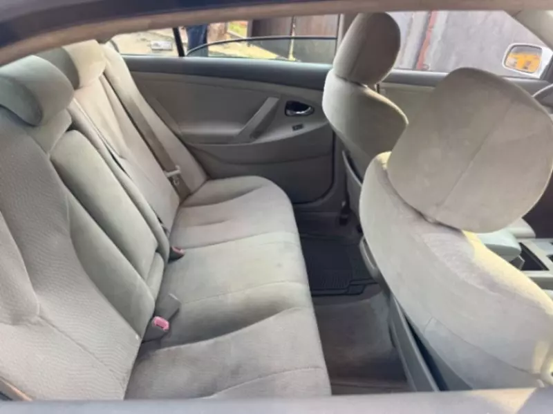 TOYOTA Camry   - 2010