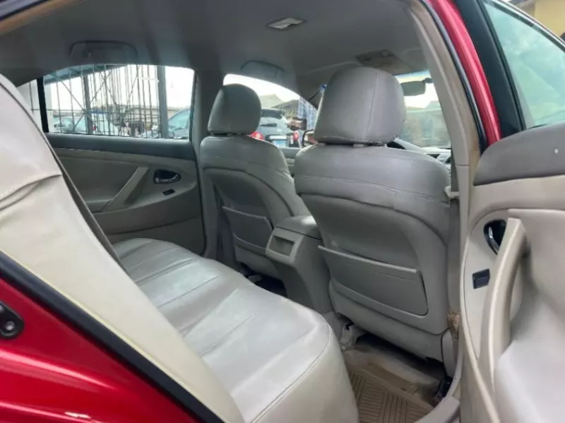 Toyota Camry - 2008