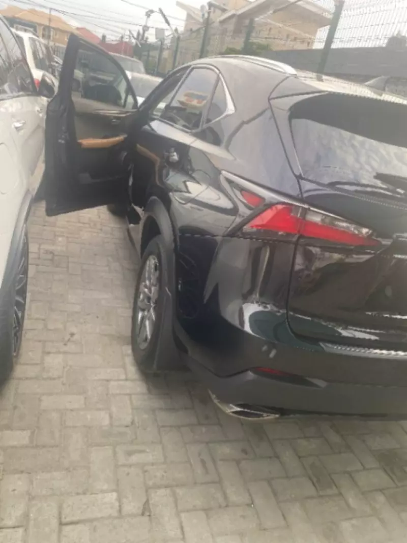 Lexus NX 200T   - 2016