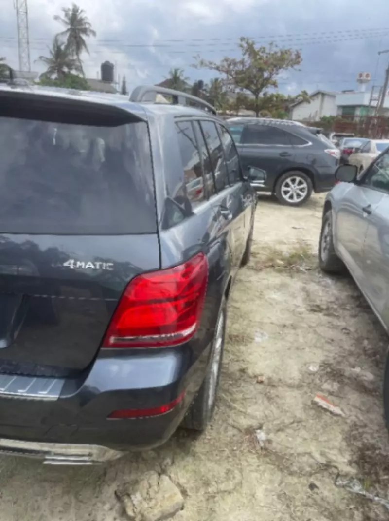 Mercedes-Benz GLK 350   - 2015