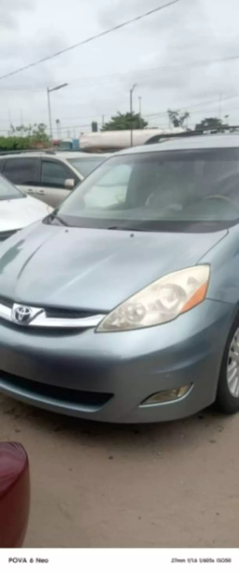 Toyota Sienna   - 2010