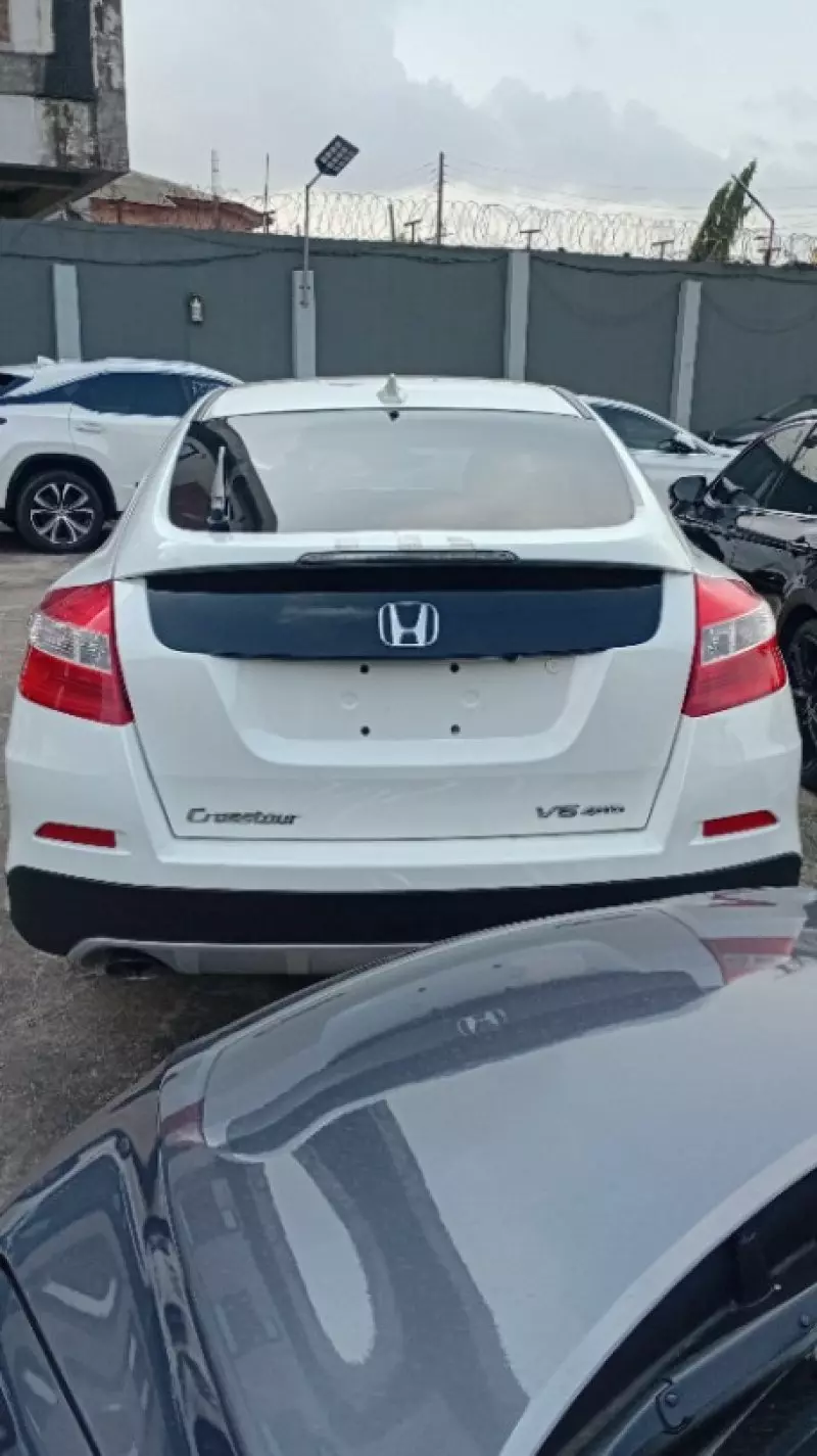 Honda Crosstour   - 2014
