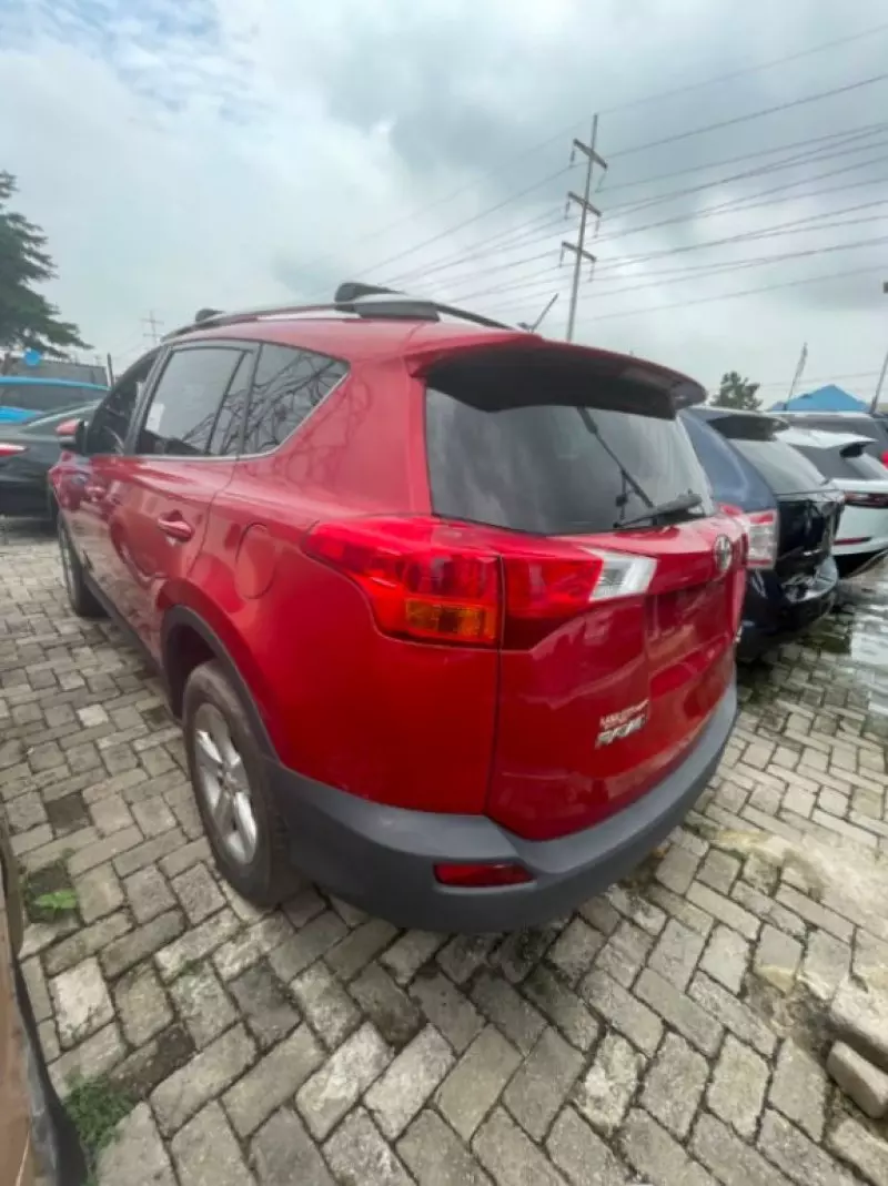 TOYOTA RAV 4   - 2013
