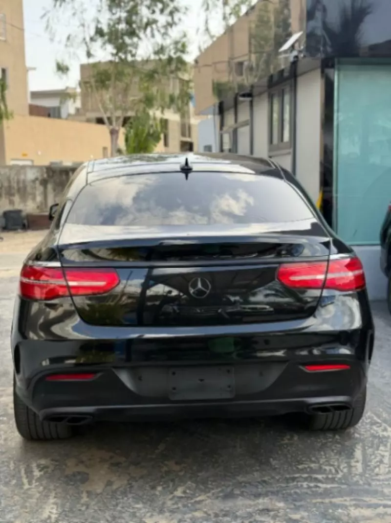 Mercedes-Benz GLE 43 AMG   - 2016