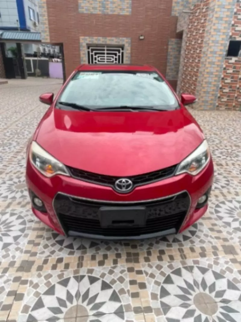 TOYOTA Corolla   - 2016