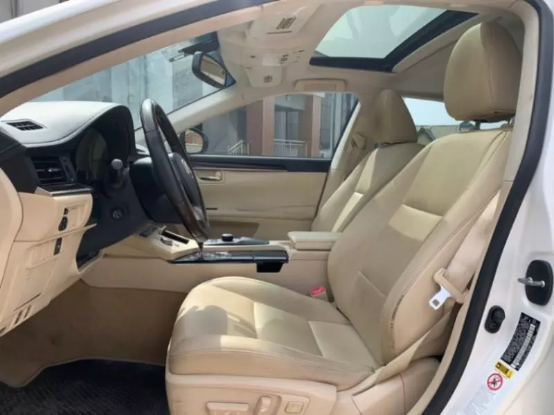 Lexus ES - 2013