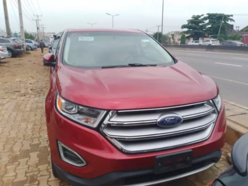 Ford Edge   - 2016