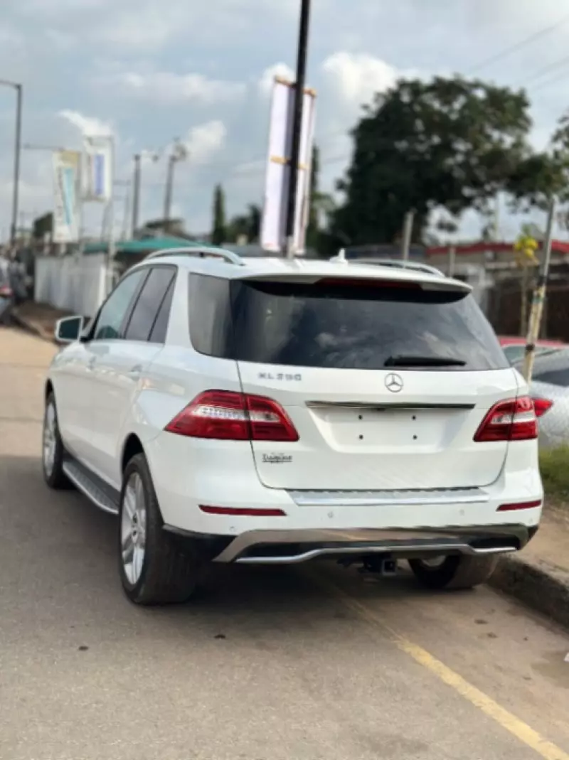 Mercedes-Benz ML 350   - 2013