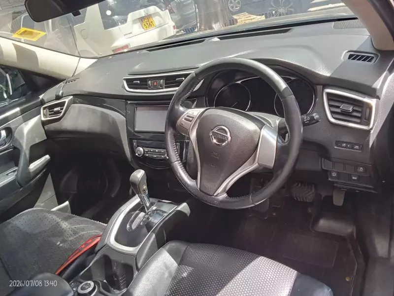 Nissan X-Trail   - 2014