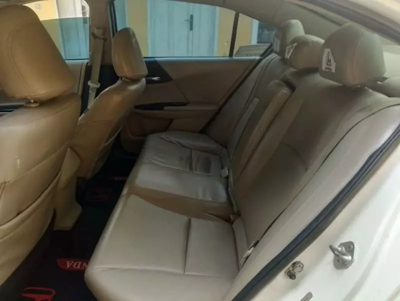 Honda Accord   - 2013
