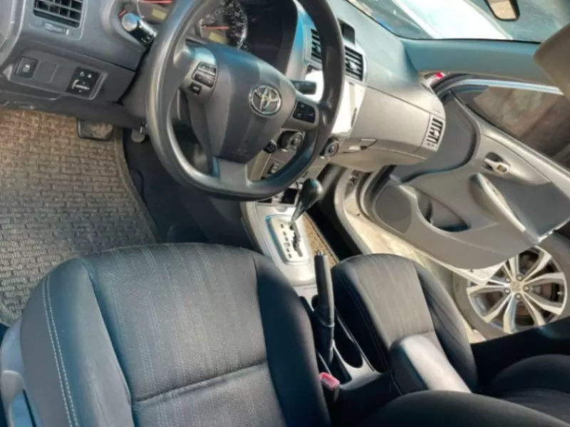 Toyota Corolla   - 2013