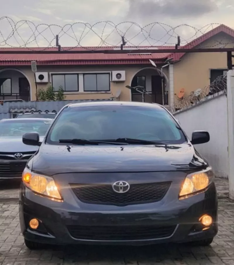 TOYOTA Corolla   - 2009