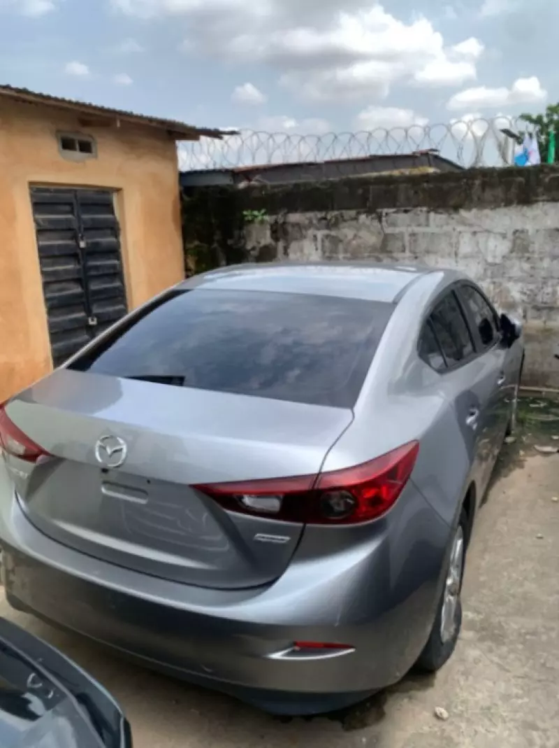Mazda Mazda3 - 2014